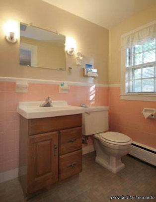 Cape Cod Veranda Motel 3*